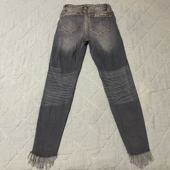 Kancan Estilo Distressed Jeans 0/23 - Picture 7 of 7